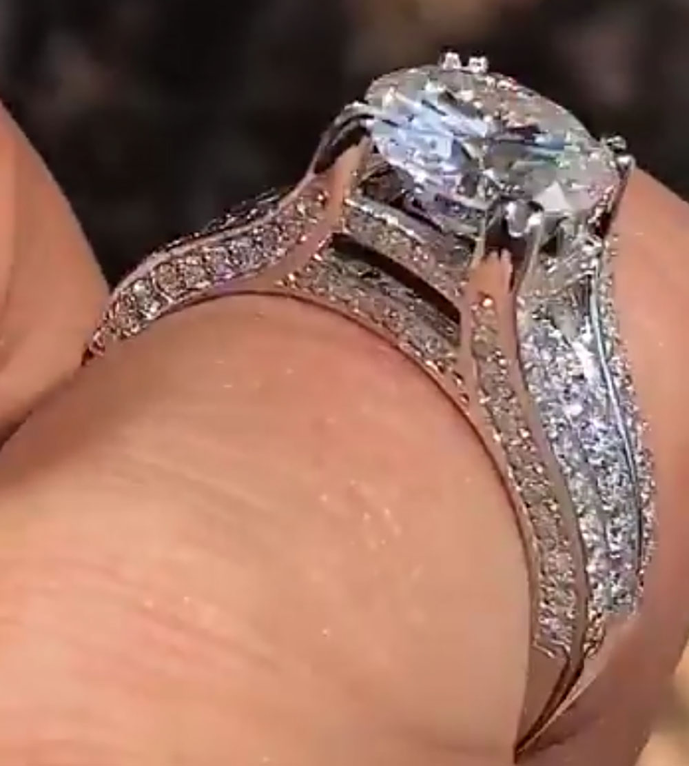 Custom Solid 14K White Gold Wo - Moissanite Engagement Ring 1 Carat recension och pris