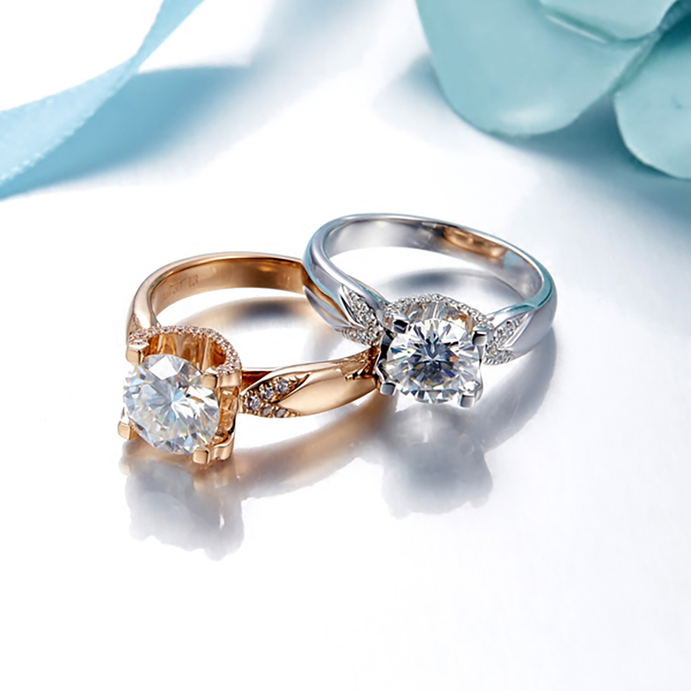 Custom Solid 18K Au750 White G - Moissanite Engagement Ring 1 Carat recension och pris