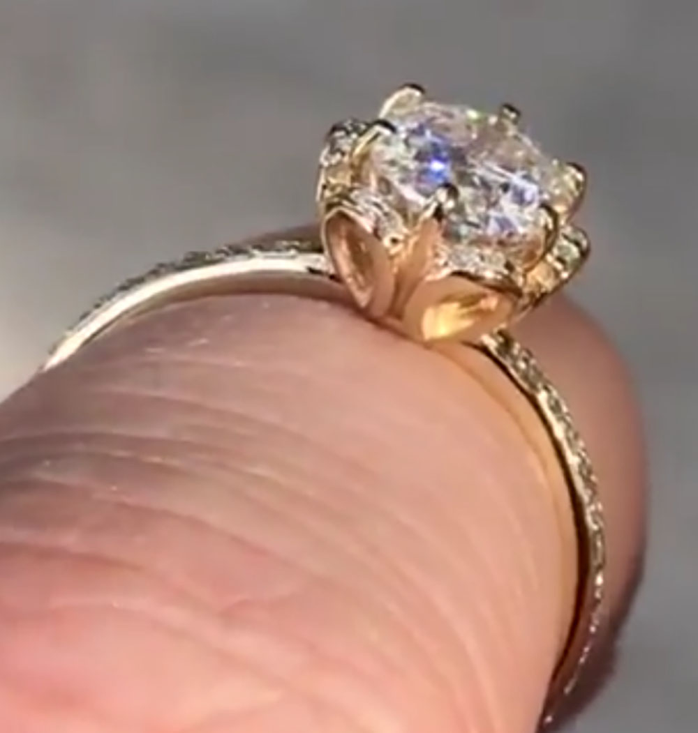 Custom Solid 14K Yellow Gold W - Moissanite Engagement Ring 1 Carat recension och pris