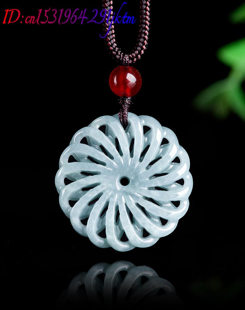 Burmese Jadeite Flower Pendant - Necklaces recension och pris