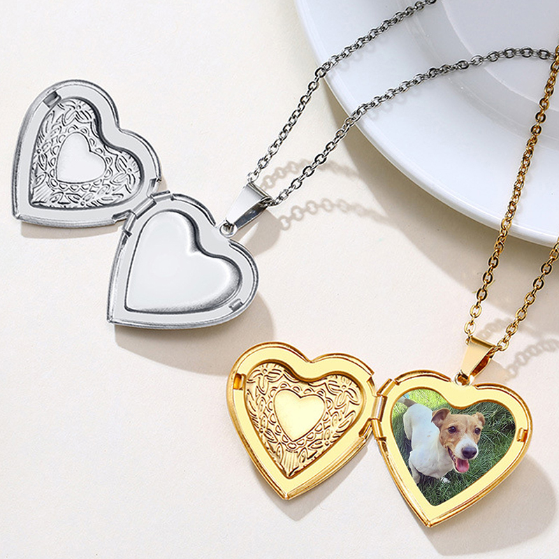 Personalized Locket Necklace C - Heart Locket Necklace Photo recension och pris