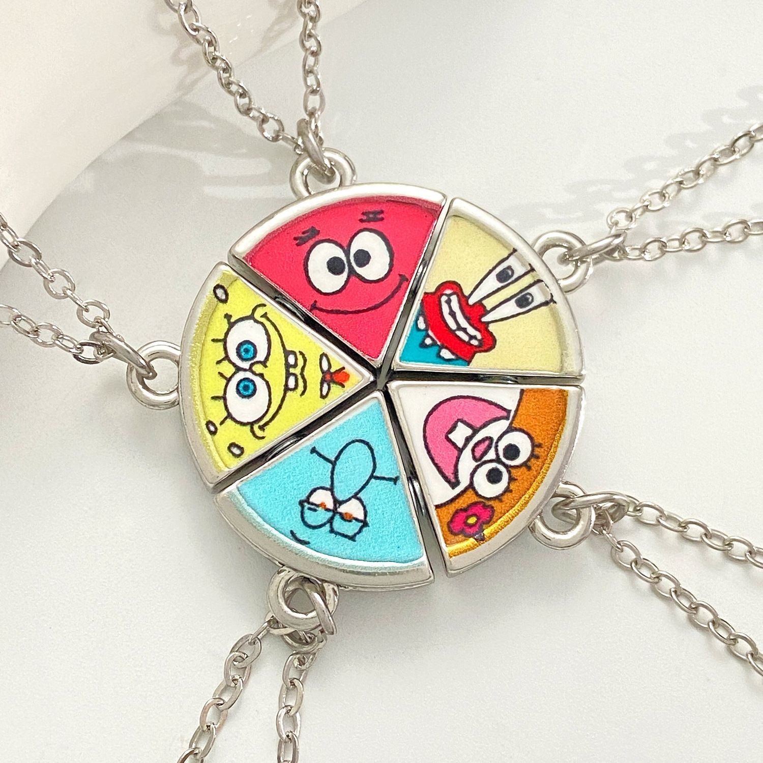 Cute Patrick Star Pizza Magnet - Anime Pendant Necklace recension och pris