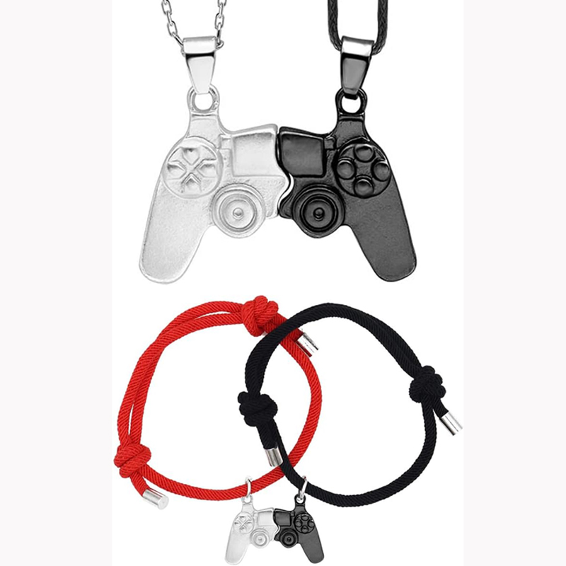 Matching Magnetic Game Control - Magnetic Couple Matching Necklaces recension och pris