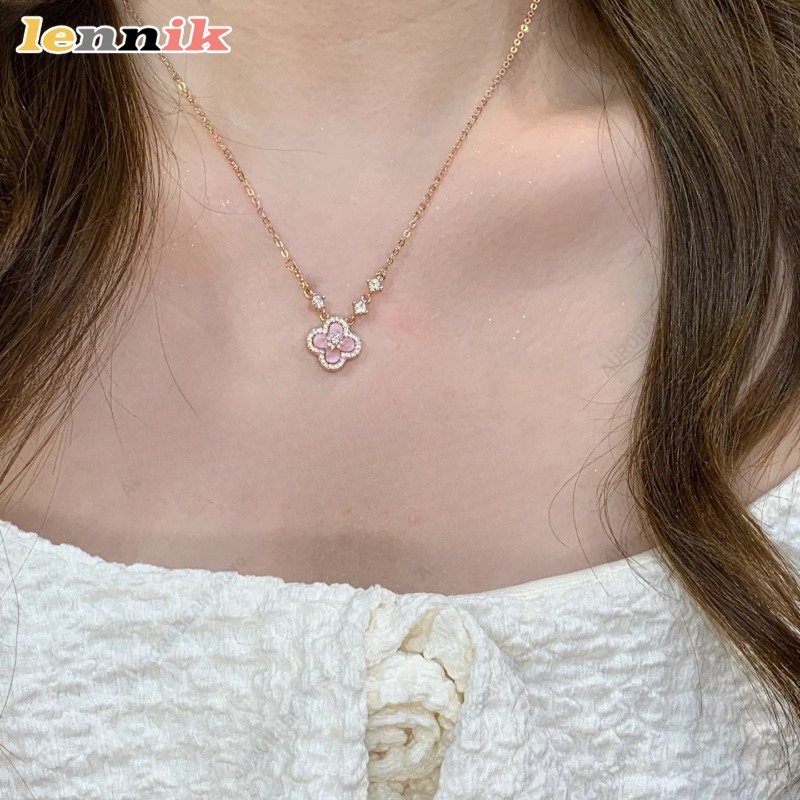 Pink Shell Necklace, Four Leaf - Layered Pendant Necklace Aesthetic recension och pris